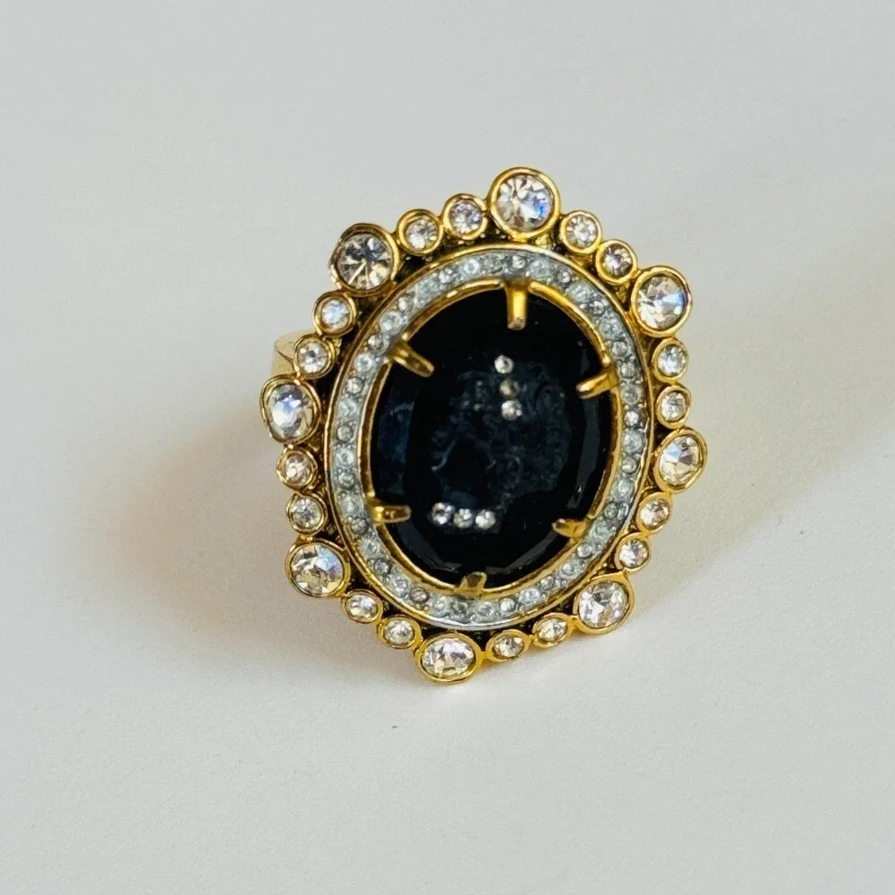 VTG Juicy Couture Cameo Cocktail Ring Marie Antoinette Victorian Y2K Statement‎